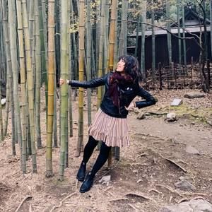 Meet your Posher, Chona